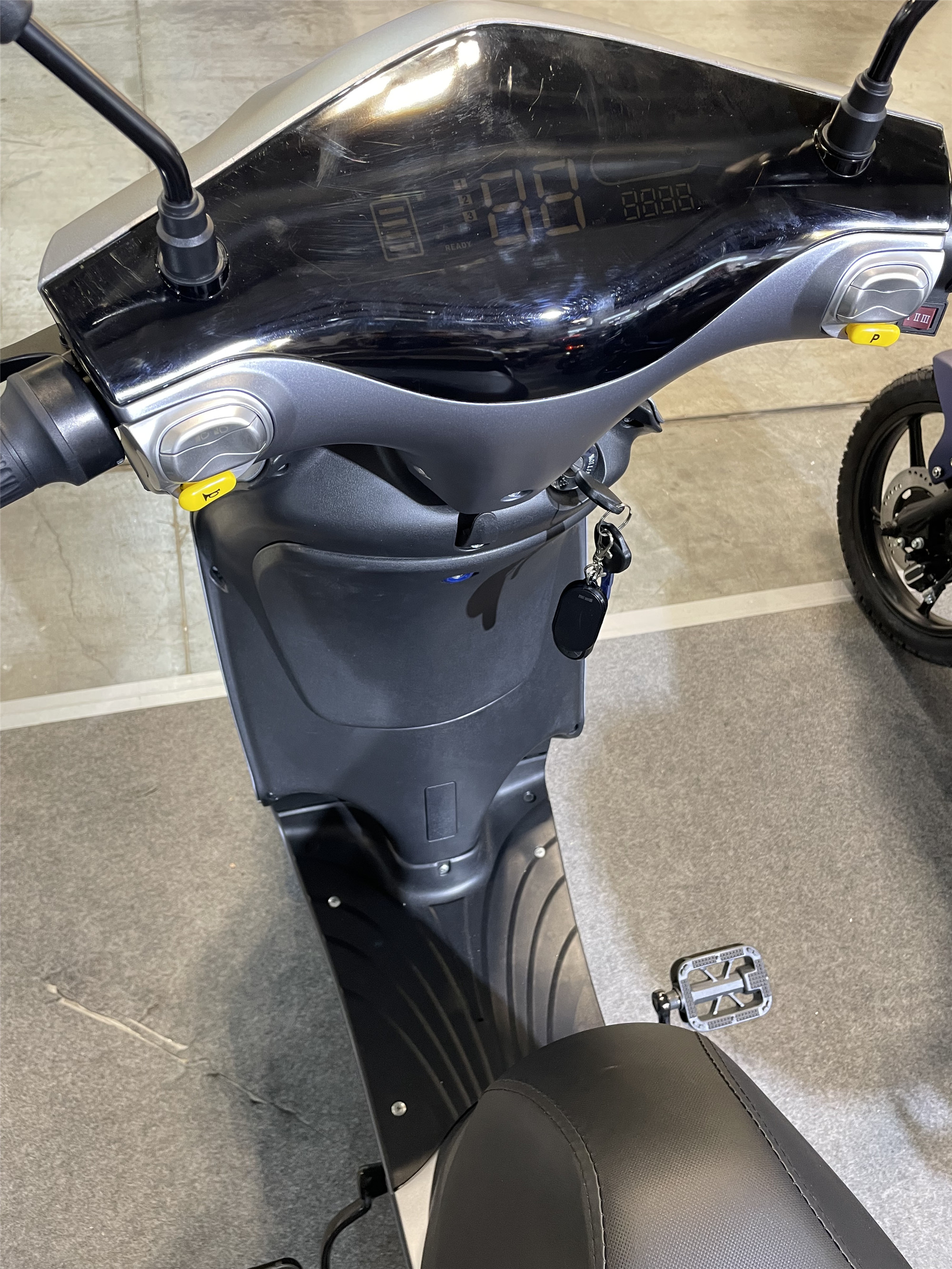 48V 800W Pedal Assist Electric Moped Bike With Removable Battery EEC Certification