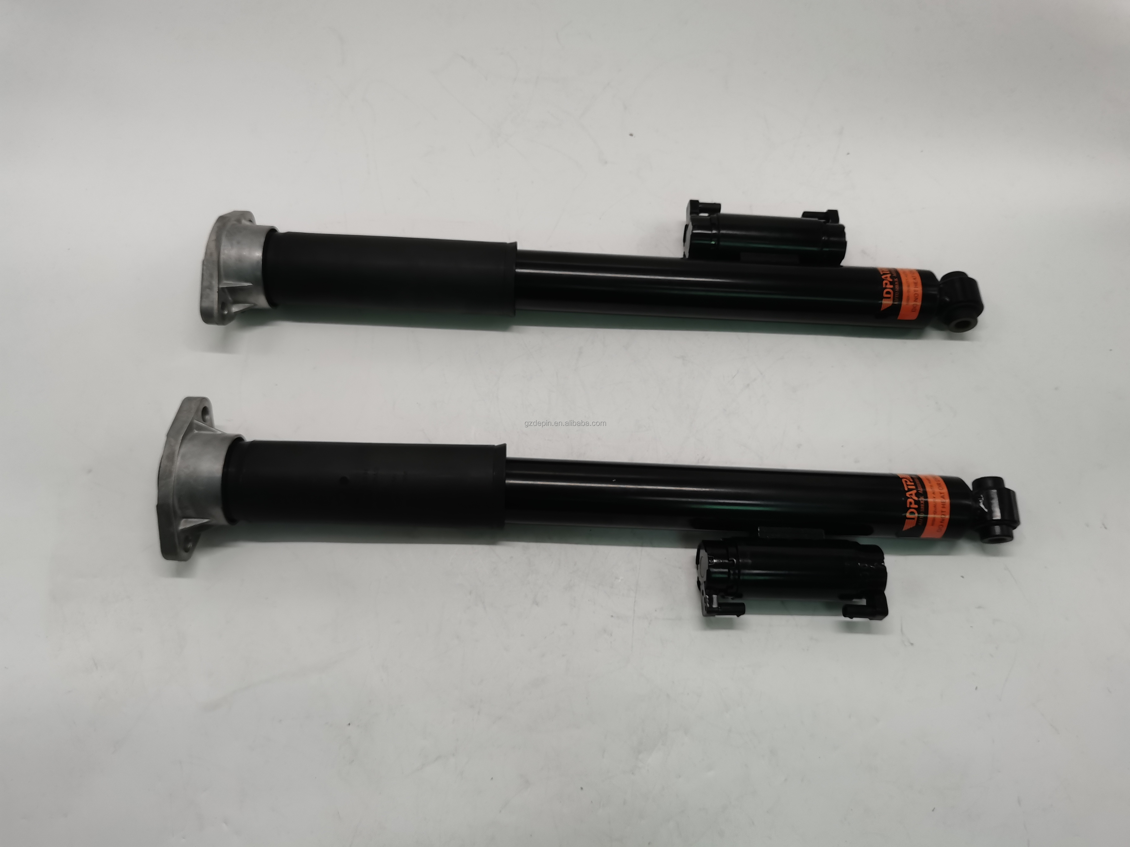 Car Fitment Mercedes-Benz Shock Absorber 2133205703 2133205803 for W212 W218 2009-