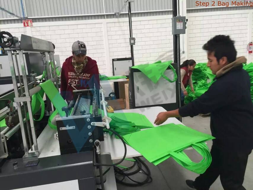 D - Cut Bag Waterproof Non Woven Bag Making Machine With Online Handle Attach