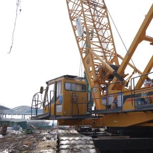 Quality Used 200T Construction Crawler Crane / Used Crane Equipment XGC200 wholesale
