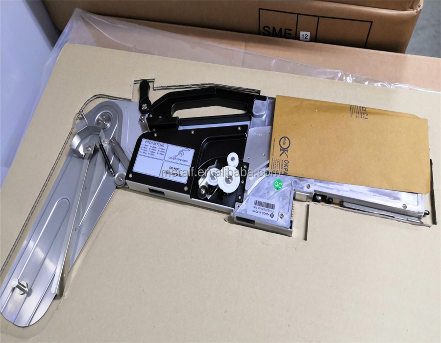 Original new sme feeder Hanwha feeder SME 12mm Feeder for pick and place machine