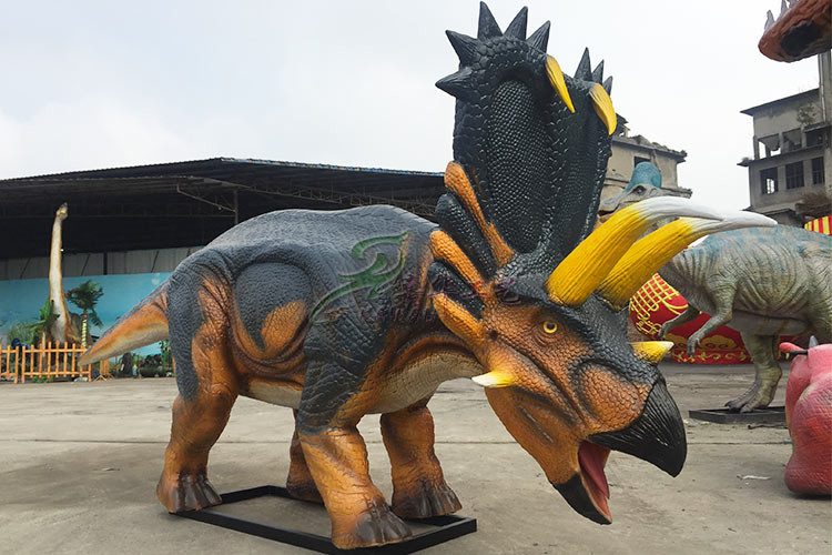 Silicone Rubber Realistic Animatronic Dinosaur Pentaceratops For Shopping Mall