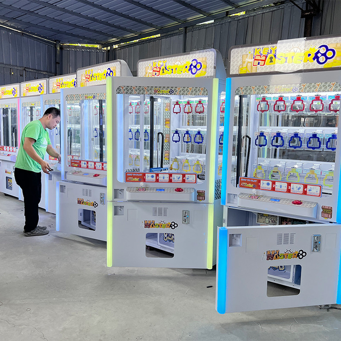 Push Win Gift Arcade Game Machine Type Key Master Kids Toy Vending Machine