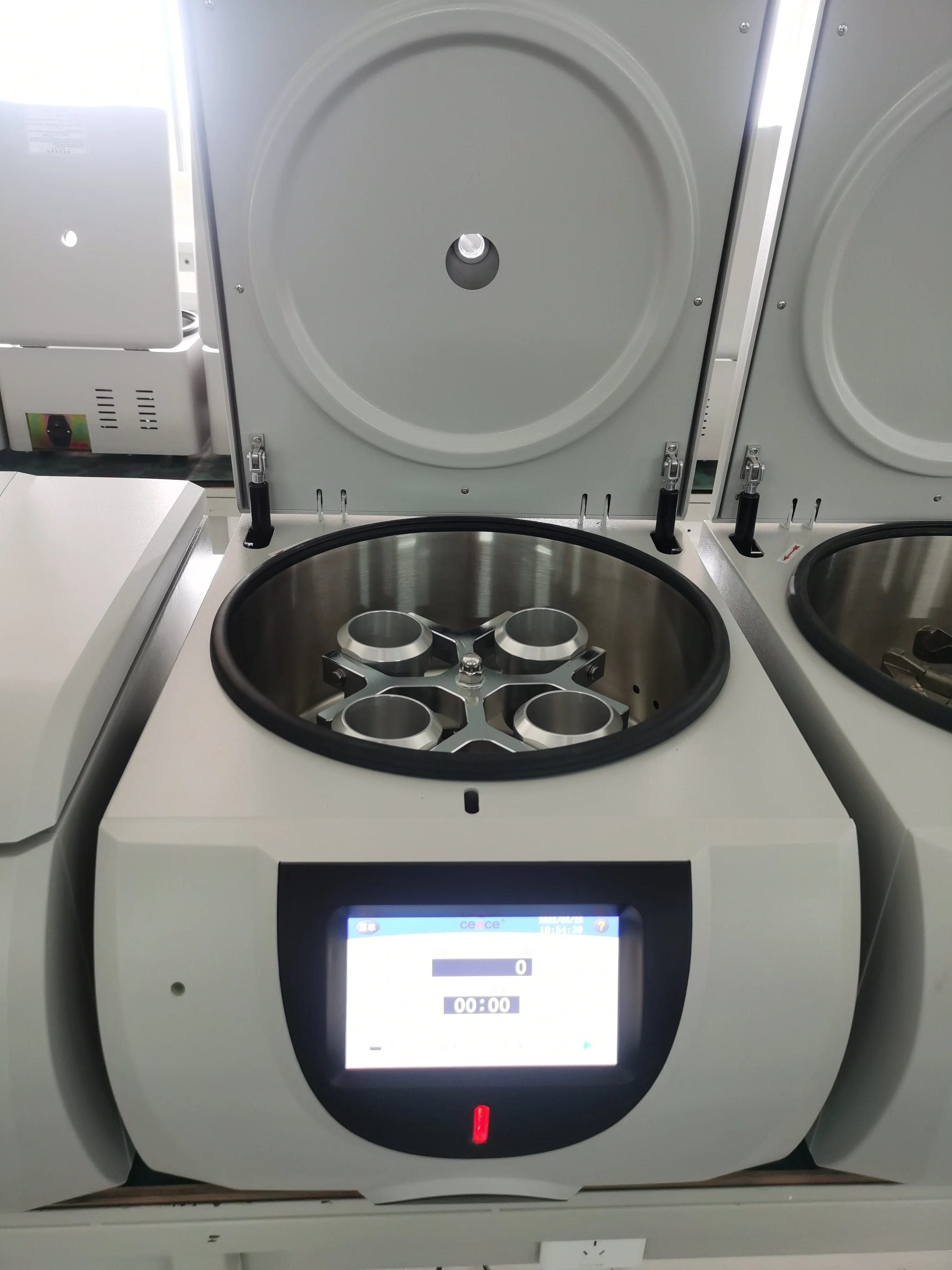 Clinic centrifuge machine LT53 for clinic medicine genetic biology and cytology