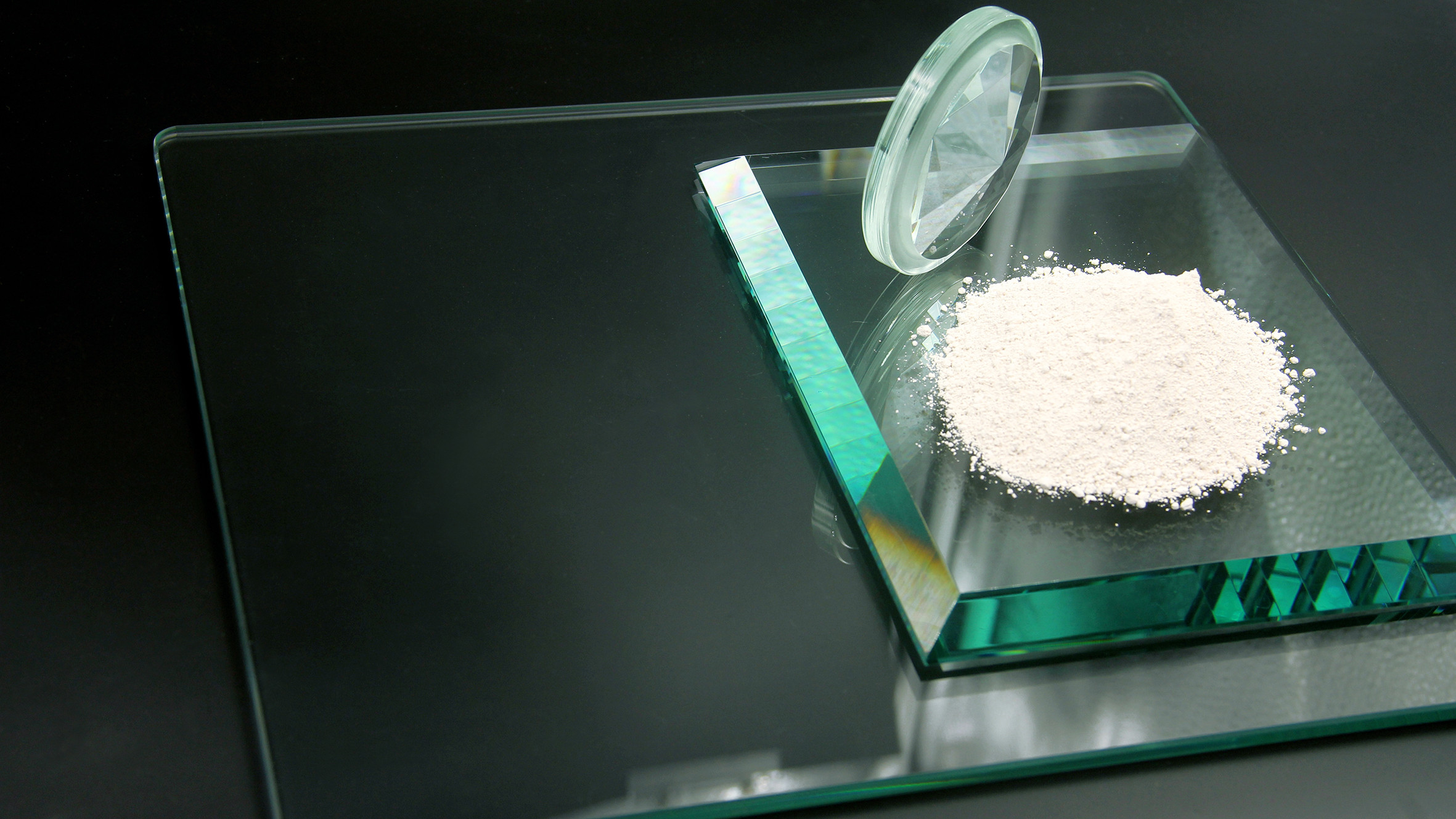 Glass Rare Earth Cerium Oxide Polishing Powder Hand White Color