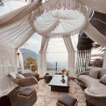 Prefabricated Dome House Geodesic Sunroom with Curtains Dome Homes