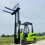 Warehouse Handling Goods Artifacts 3 Ton Electric Forklift