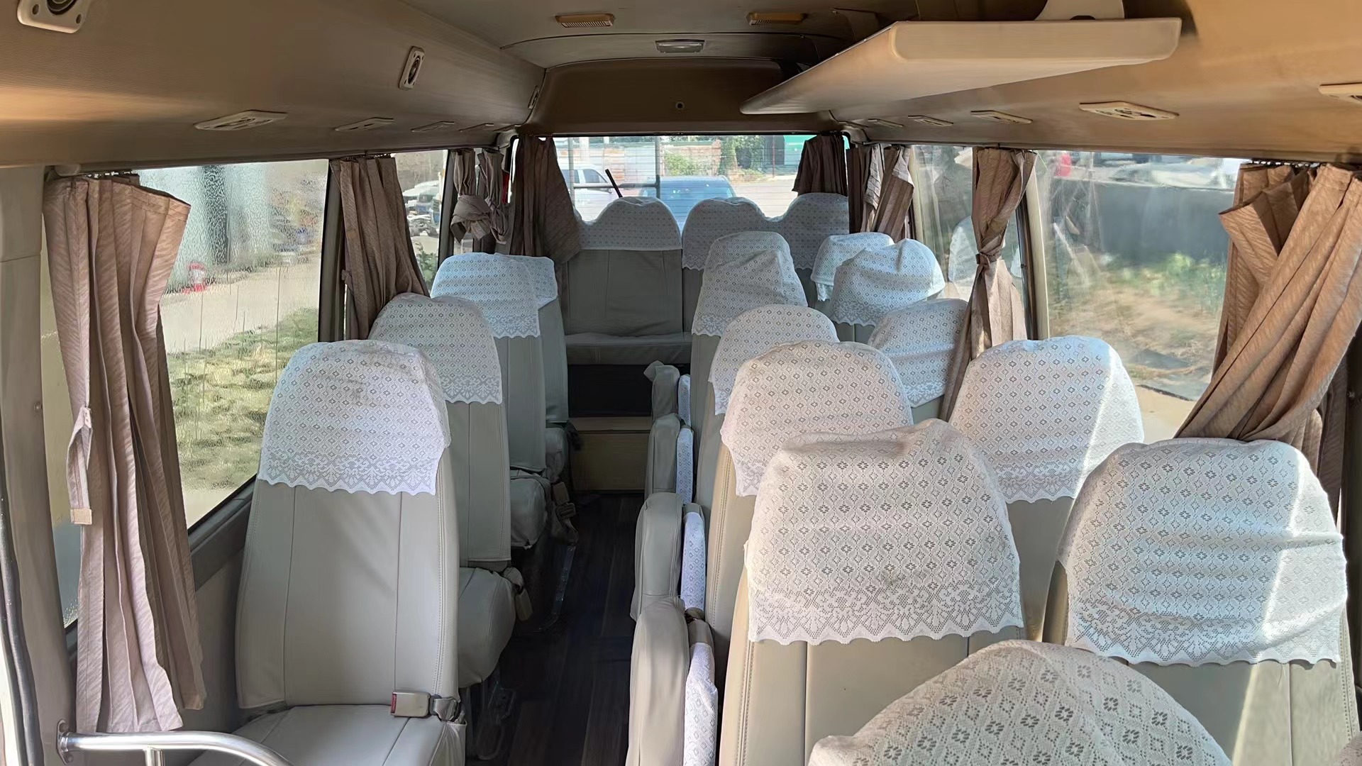 Affordable 30-Seat Diesel Bus Luxury Coaster Bus with 18000kg G.V.W