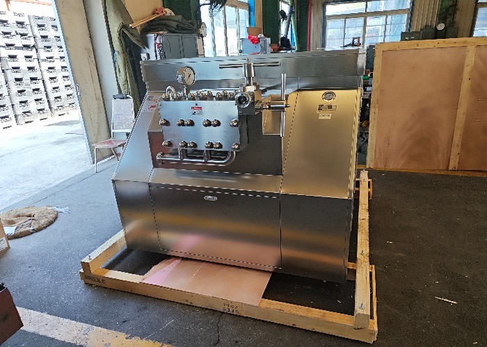 Powerful Fruit Juice Homogenizer with 0-100C Temperature Range and 3200kg Capacity