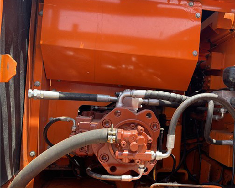 Used Earth Digger 22 Ton Doosan 220 Excavator DH220LC-7 Engine 21400 K