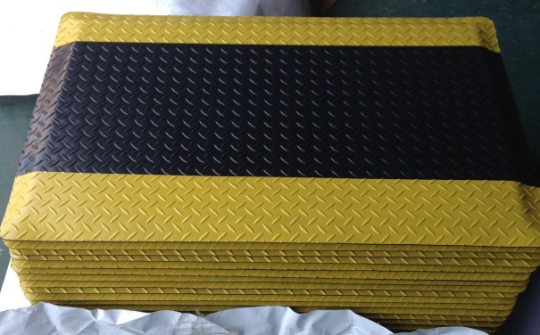 0.5s Static Dissipative Interlock Rectangle Bubble ESD Mat