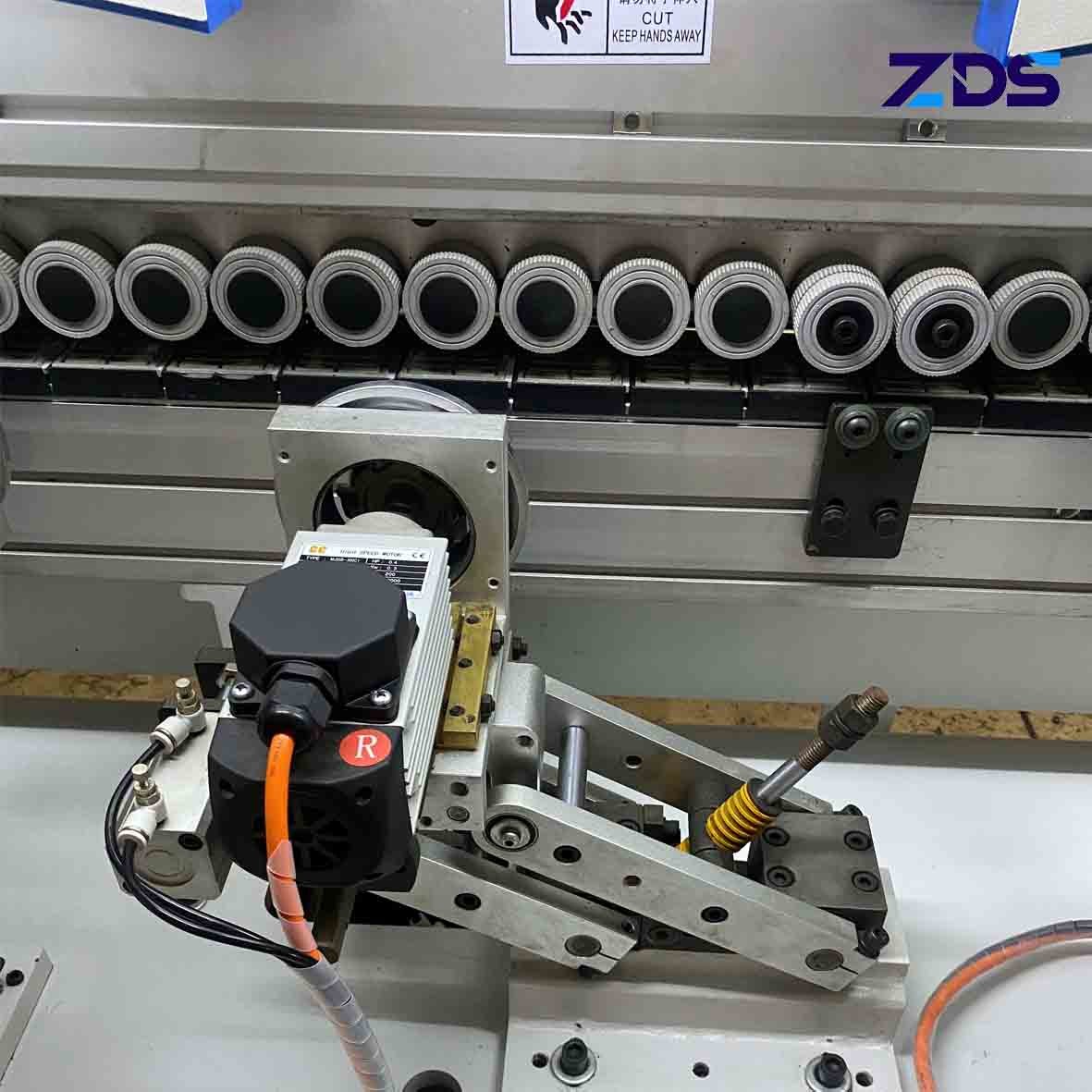 Automatic PVC Pre Milling Edge Banding Machine Double Glue Pot Edgebander Machine