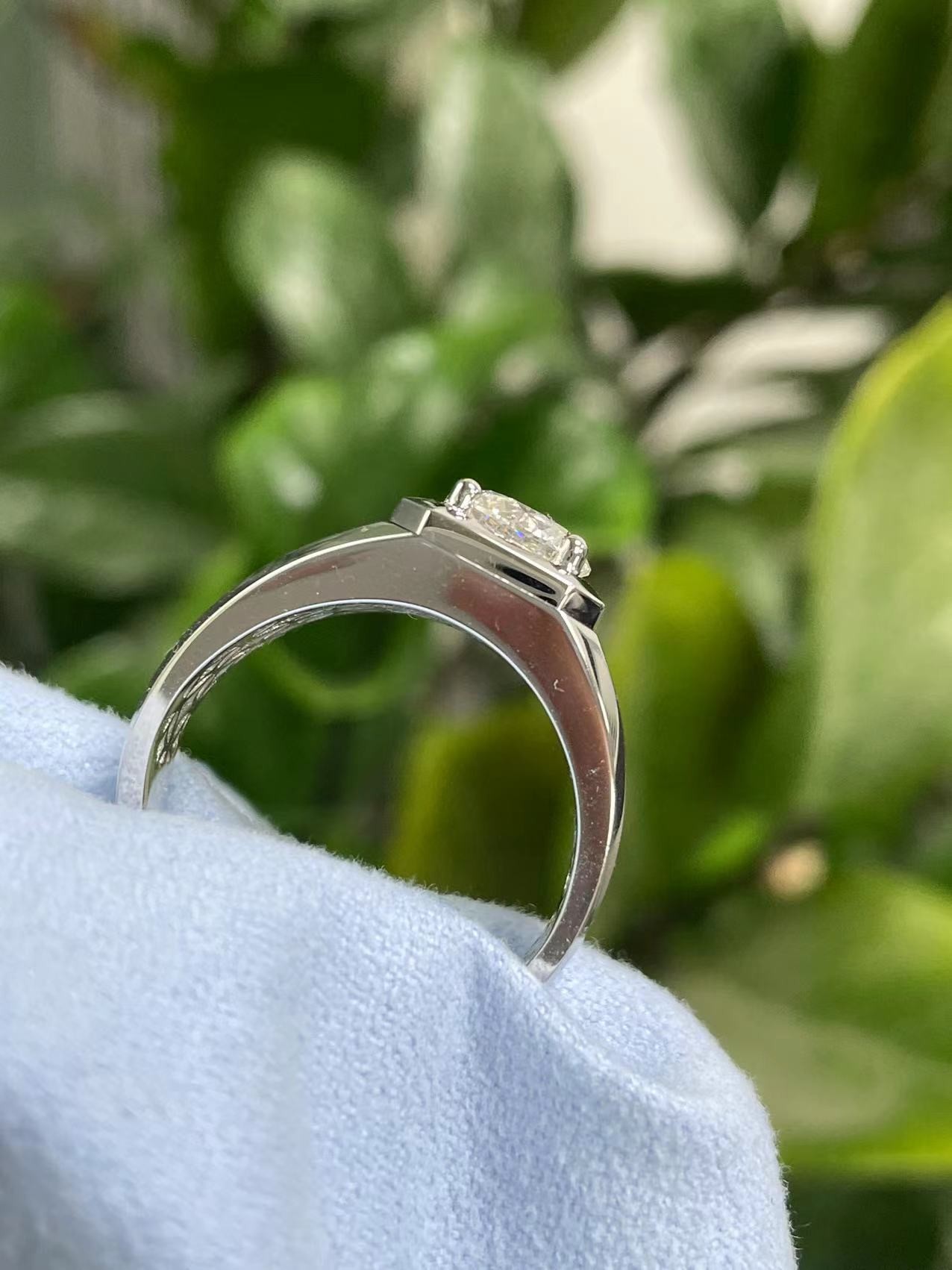 Lab Grown Diamond Men's Ring in 18K White Gold E Color for Engagement and Wedding