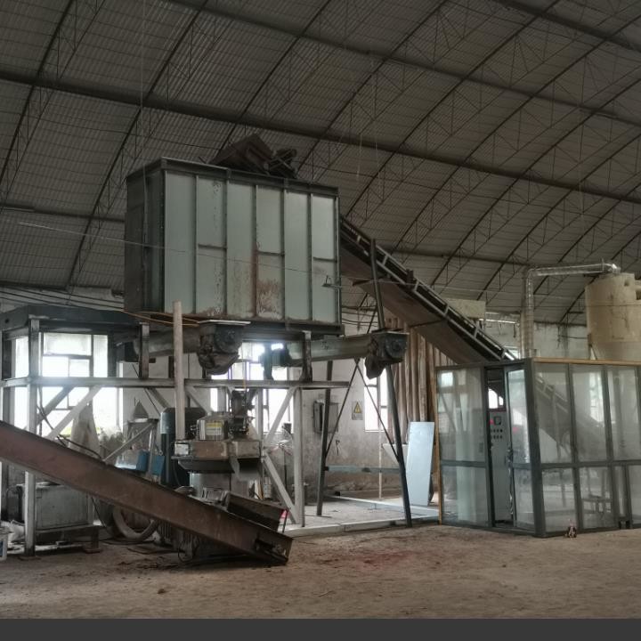 Pellet machine in pellet production line