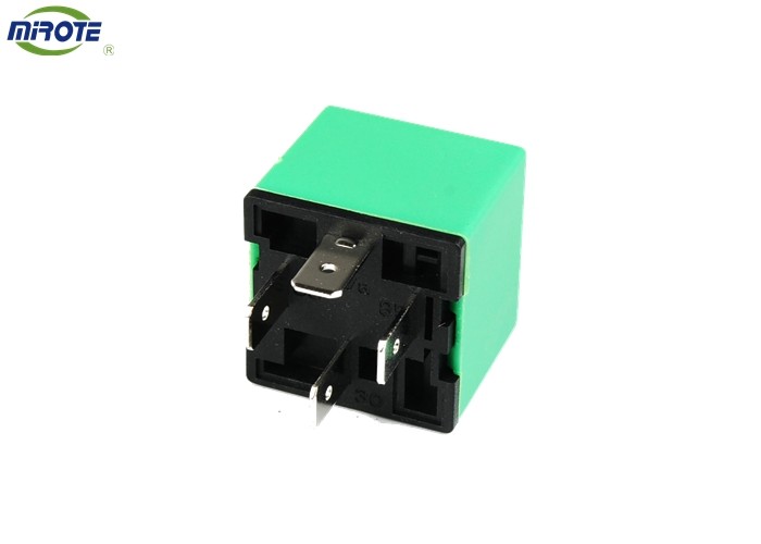 Non Waterproof Green Cover 12V 30A Automotive Relay , 12 Volt 30 Amp Relay 8-97050-926-0 8-97262-933-0