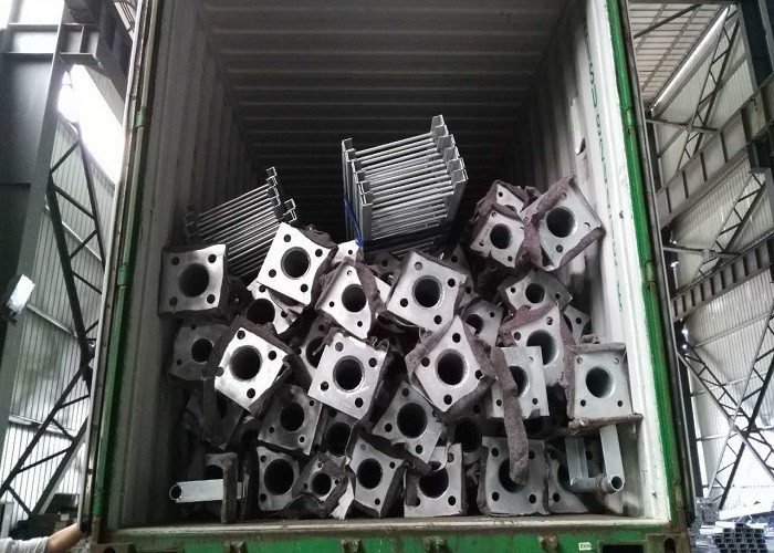 Hot Dip Galvanized Tubular Steel Tower 10KV - 750KV Voltage Silver Color