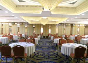 Quality Top Hung Sound Absorption Panels Plywood / Gypsum Movable Partition wholesale