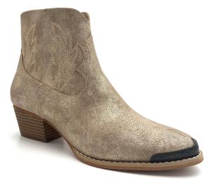 Quality Stylish Women Shoe Boots With Rubber Outsole And Mid Calf Height wholesale