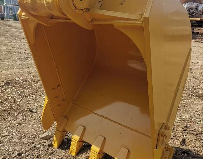 Komatsu PC220-8 Excavator Bucket