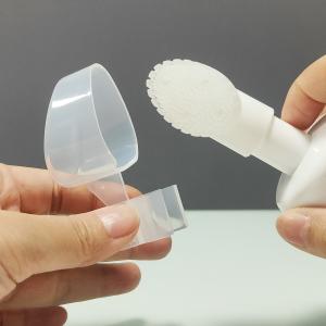 Quality Skin Soft Touch Body Cleanser Face Wash Massage Pet Plastic Foaming Bottles with Silicone Brush Lotion PumpPopular wholesale