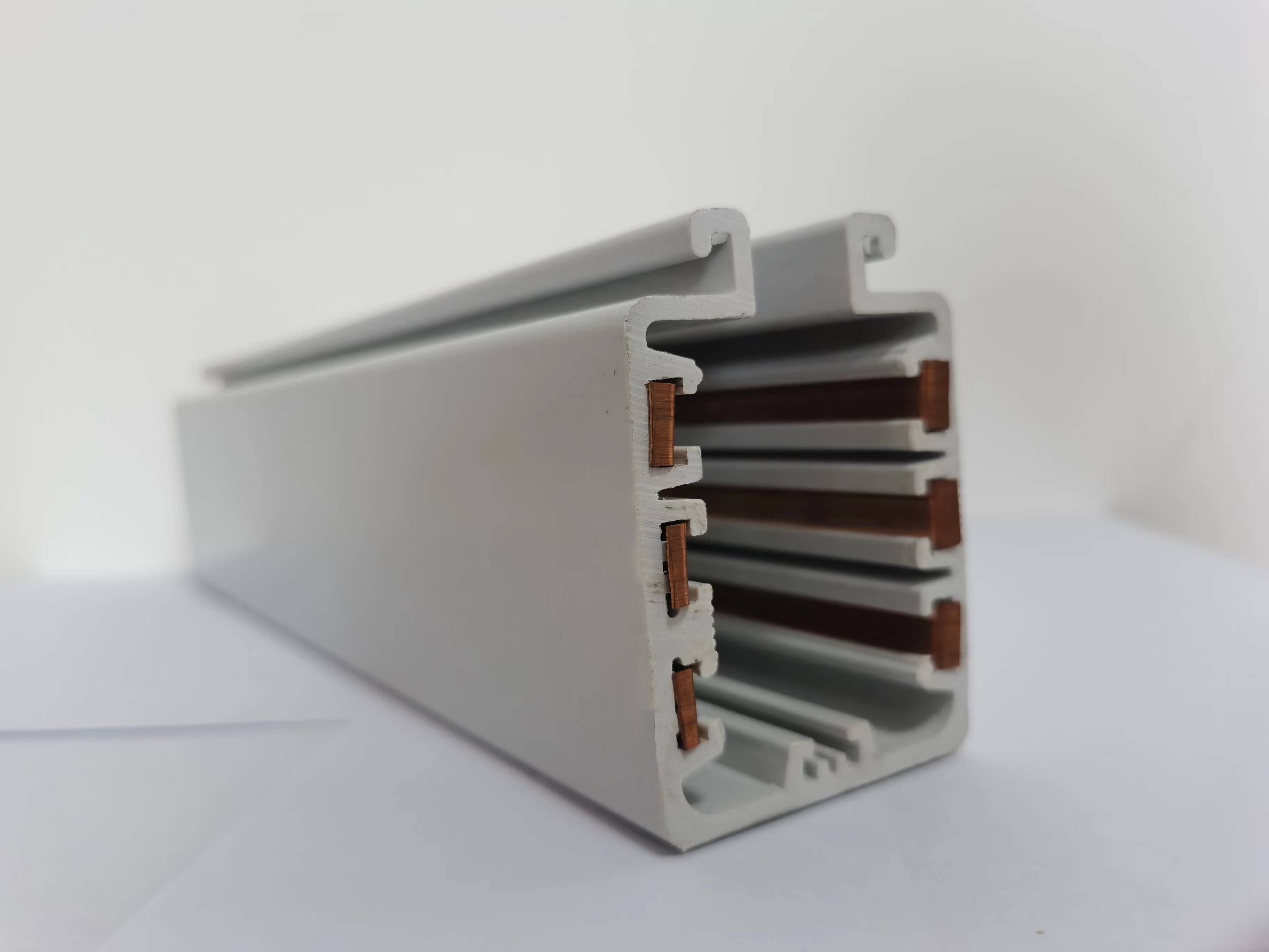 Enclosed Power Conductor Rail System Busbar Seamless 3 4 6 p