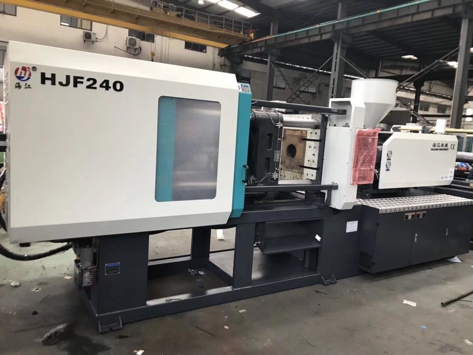 High Rigidity Energy Saving Injection Molding Machine For Plastic Power Switch Socket