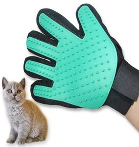 Quality Beautiful Pet Grooming Gloves Brush Mitt Delomo Pet Deshedding Brush wholesale