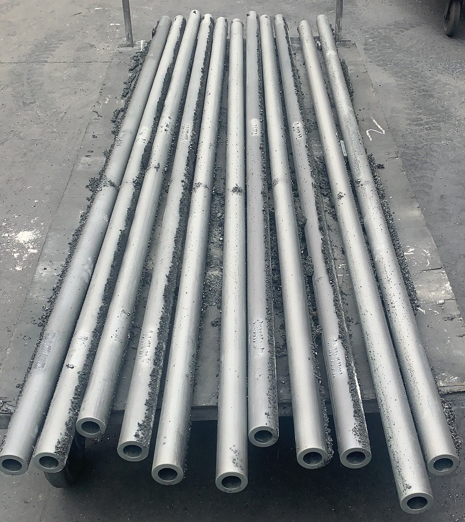 Wear Resistance Sisic Silicon Carbide Roller / Pipe Use For Tile Production