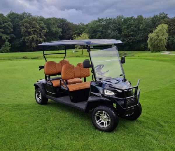 Black 4 Seater Golf Cart With Stitched Seats Max Speed 40km/H Suitable For