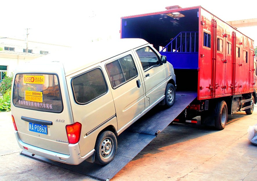 Van Steel Platform Hydraulic Tail Lift For Loading And Unloading Goods