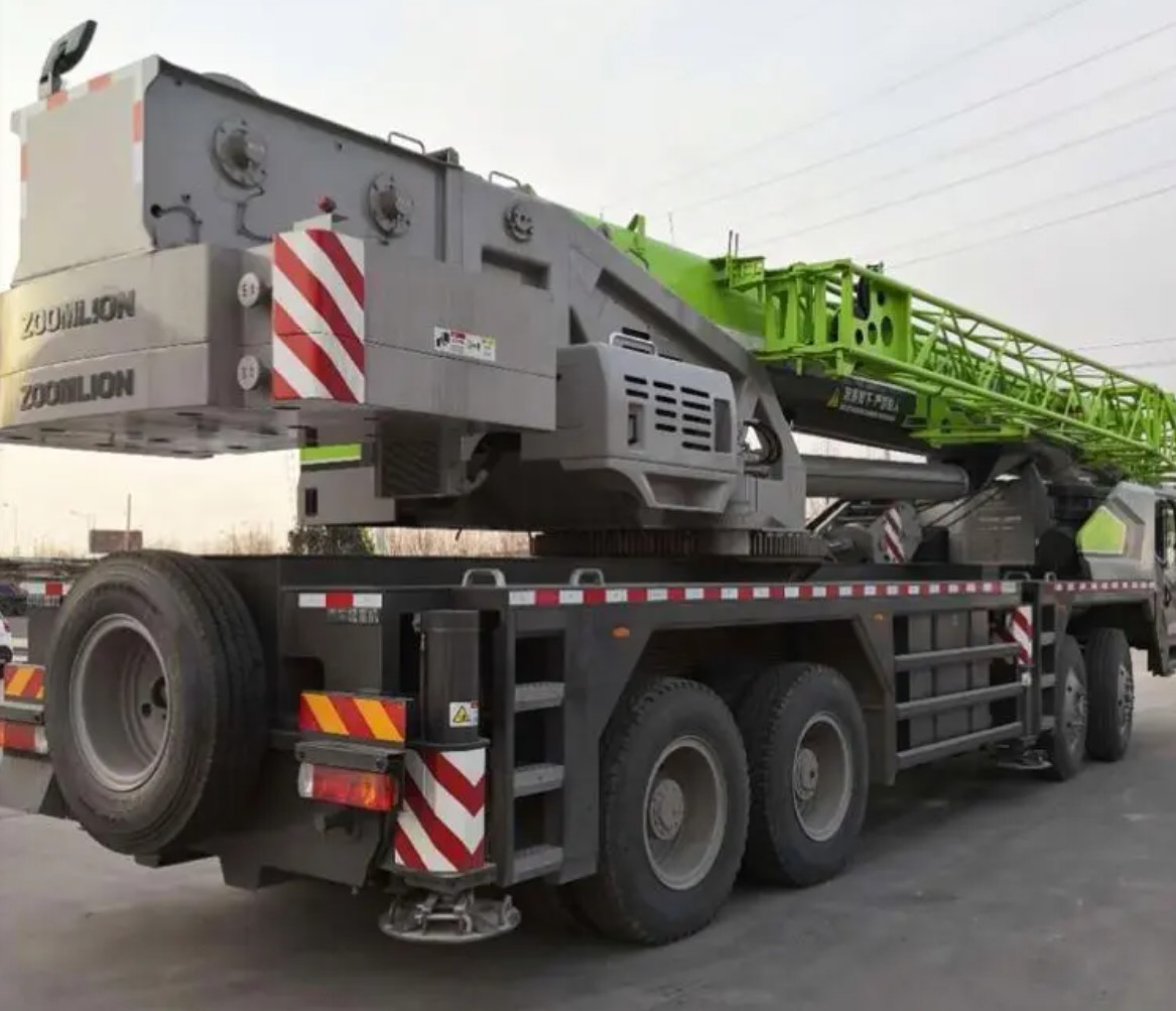 China Top Brand Zoomlion New 20 Ton Grue Mobile Crane Truck