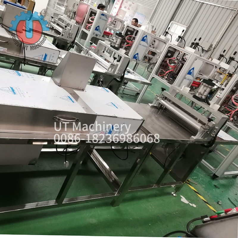2020 in Germany Pneumatic Soap Cutting Machine with 26kg Weight Japan Pneumatic UT 26