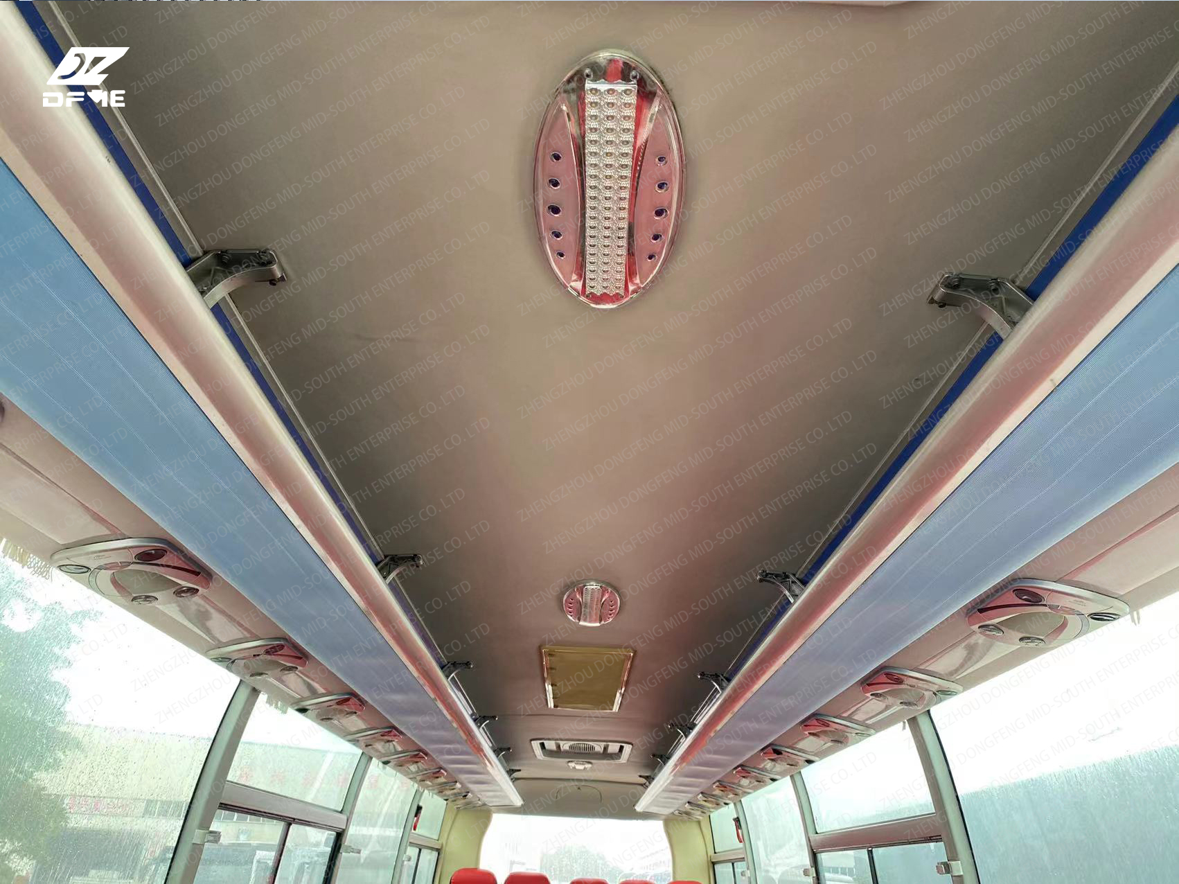 35 Seats Used Tourist Bus Used Coach Bus Party Bus Engine Capacity 6-8L Steering LHD