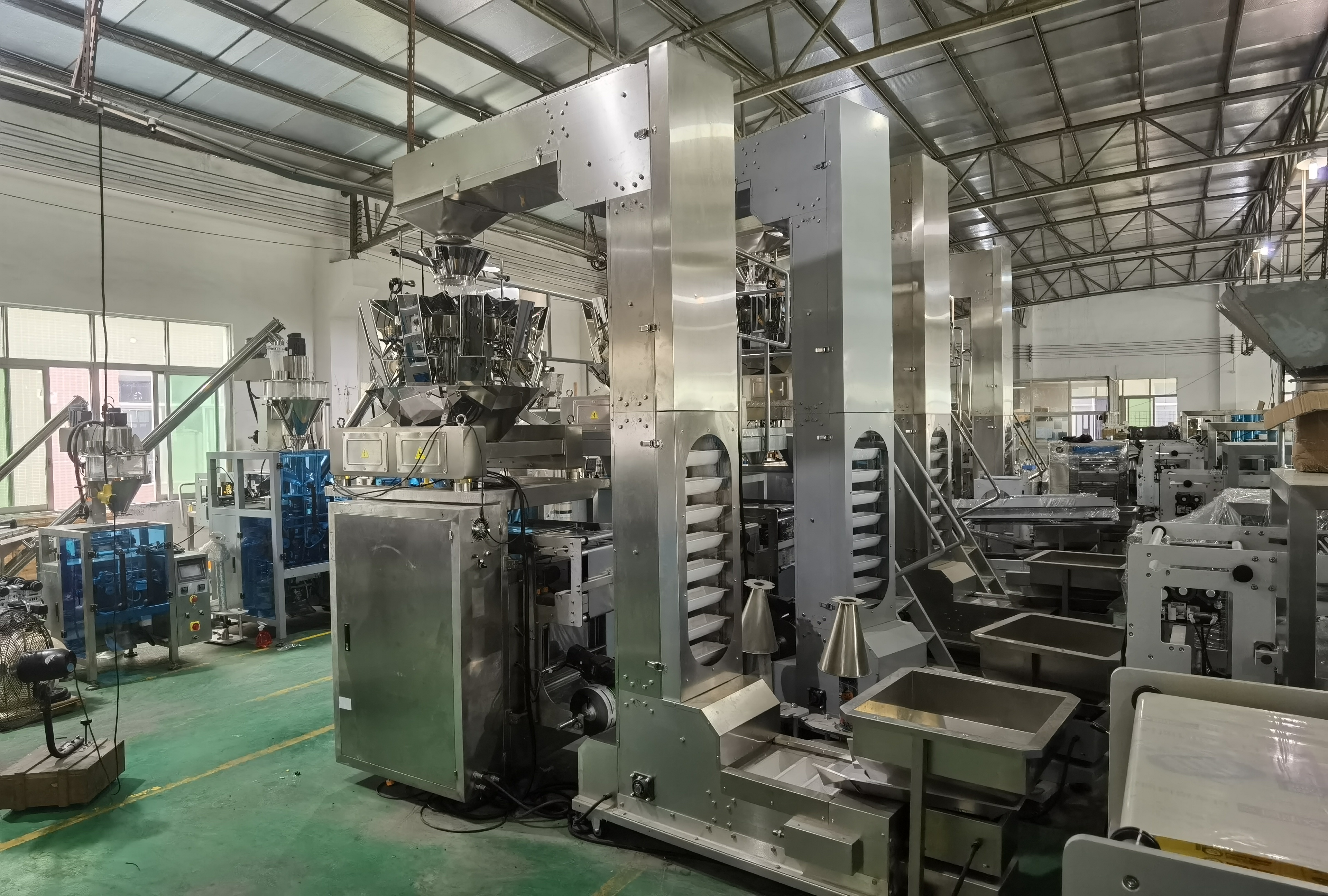 5bags/min Vertical Form Fill Seal Packaging Machines Nitrogen Banana Chips