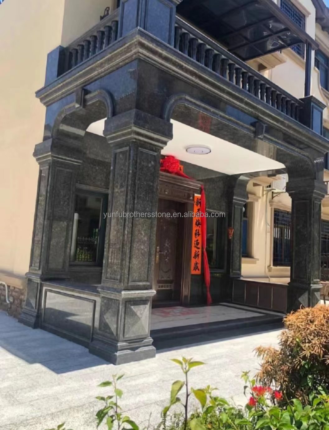 2700kg/m3 Granite Stone Hand Carved Cut-to-Size Pillar for Exterior Column Design