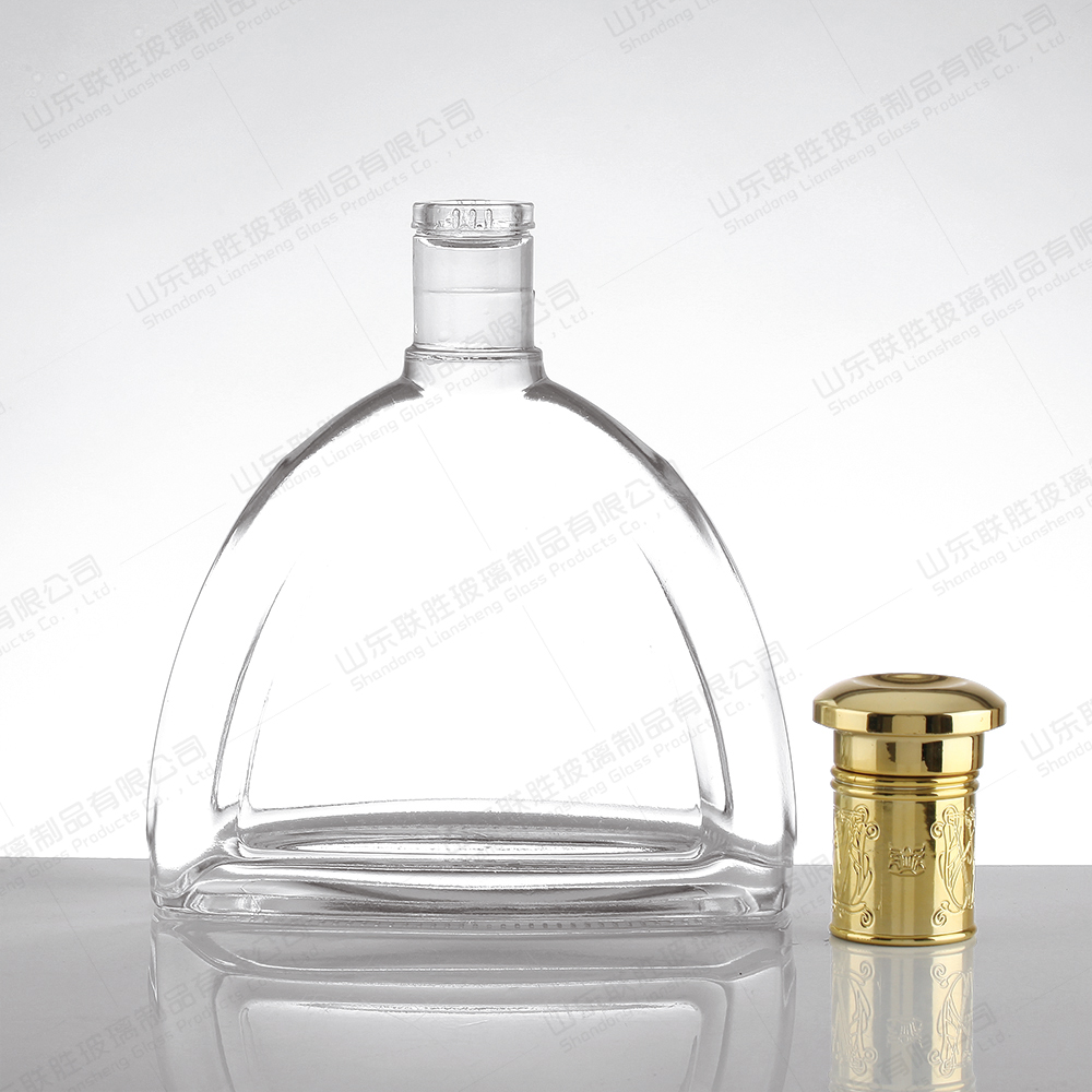 Rubber Stopper Sealing Type 500ml Glass Wine Bottle for Vodka Brandy Gin Spirit