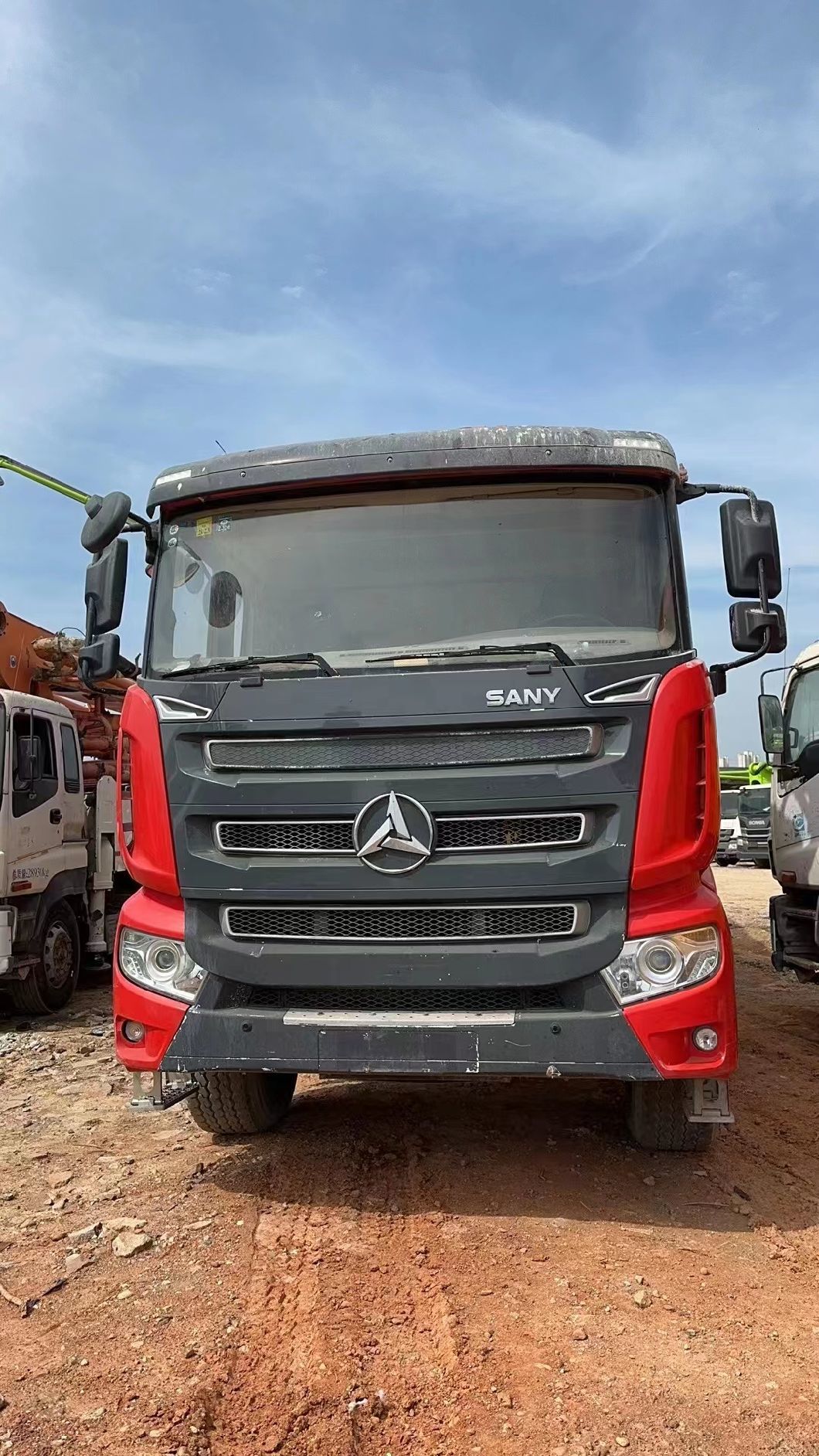 China Top Brand 95% New Brand 2021 56m Concrete Pump Truck Pump Used Heavy Equipment