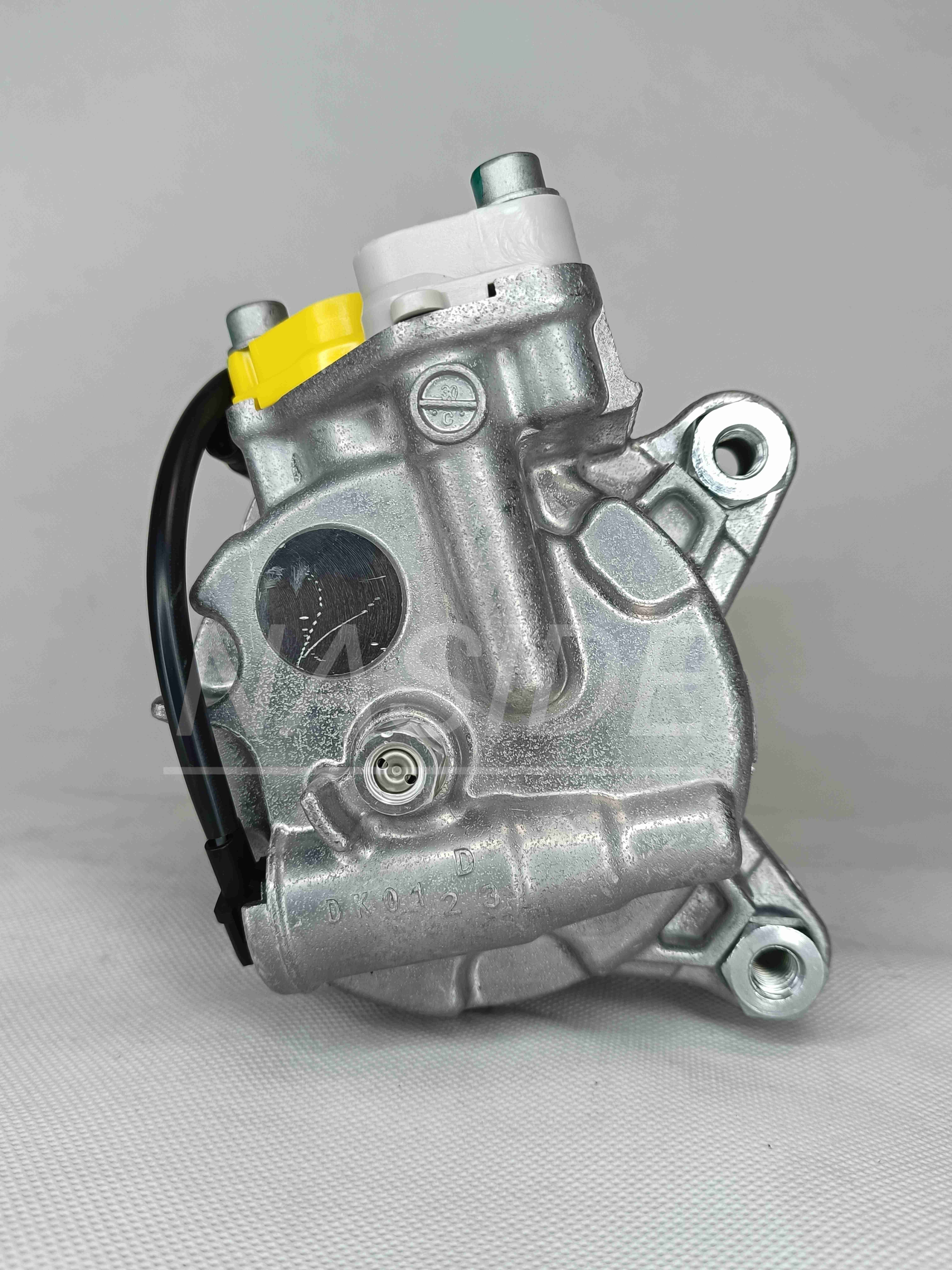 Auto AC Conditioning Compressor For BMW F48 64529299328 64526826879 DS86023
