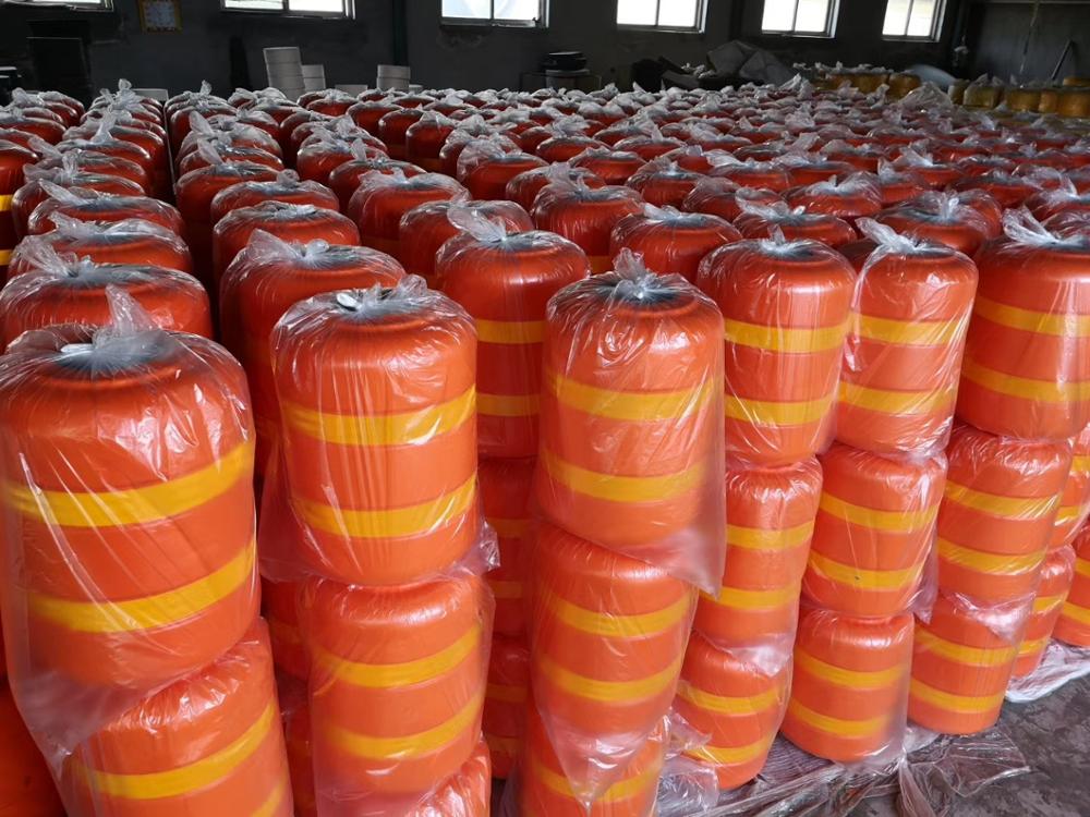 Road Safety Rotary Guardrail EVA/PU Foam Drum Barrel with ISO9001 2008 Certification