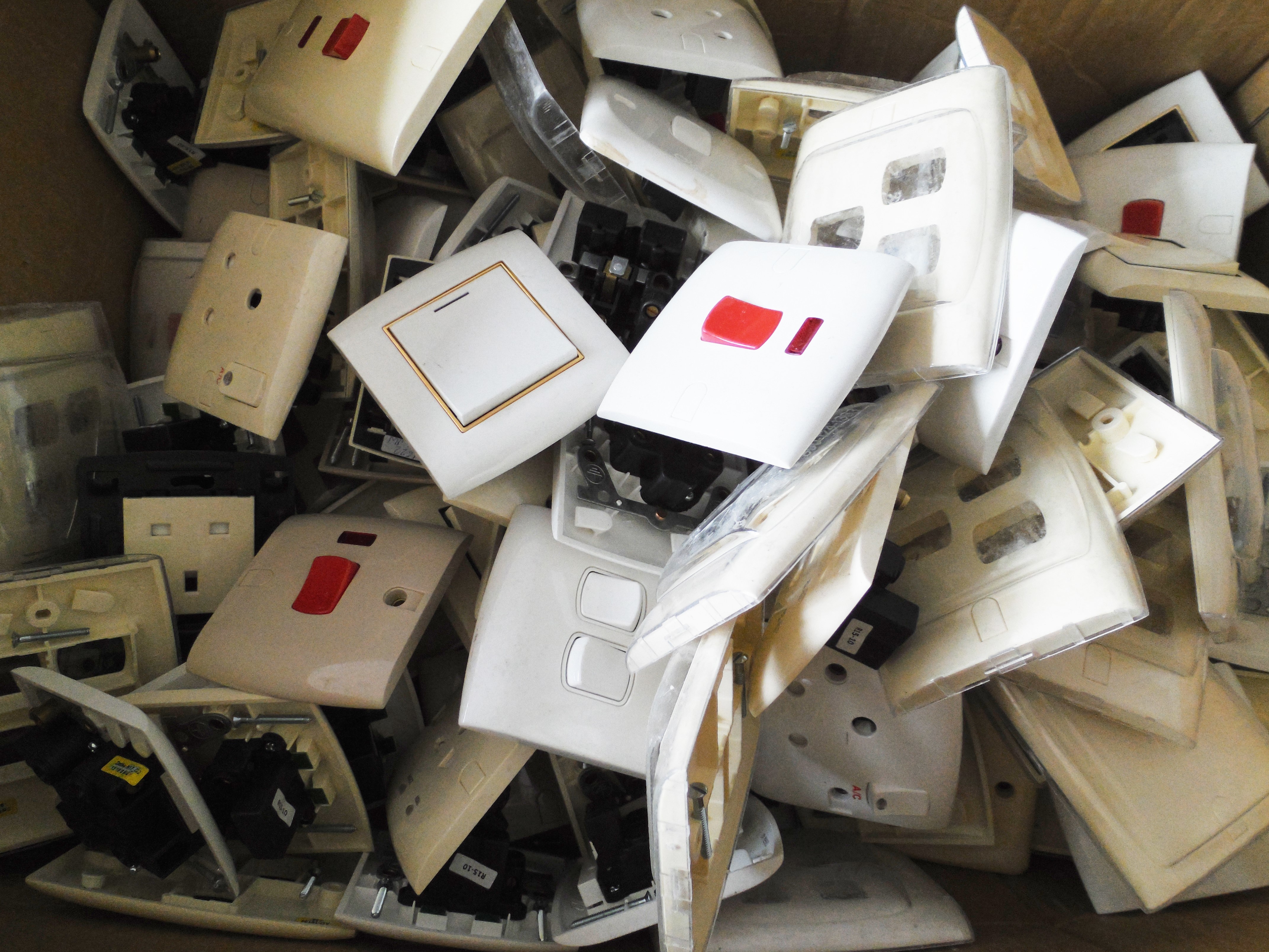 Un-qualified Products Shredder/E-waste Shredder/Hazardous Waste Shredder