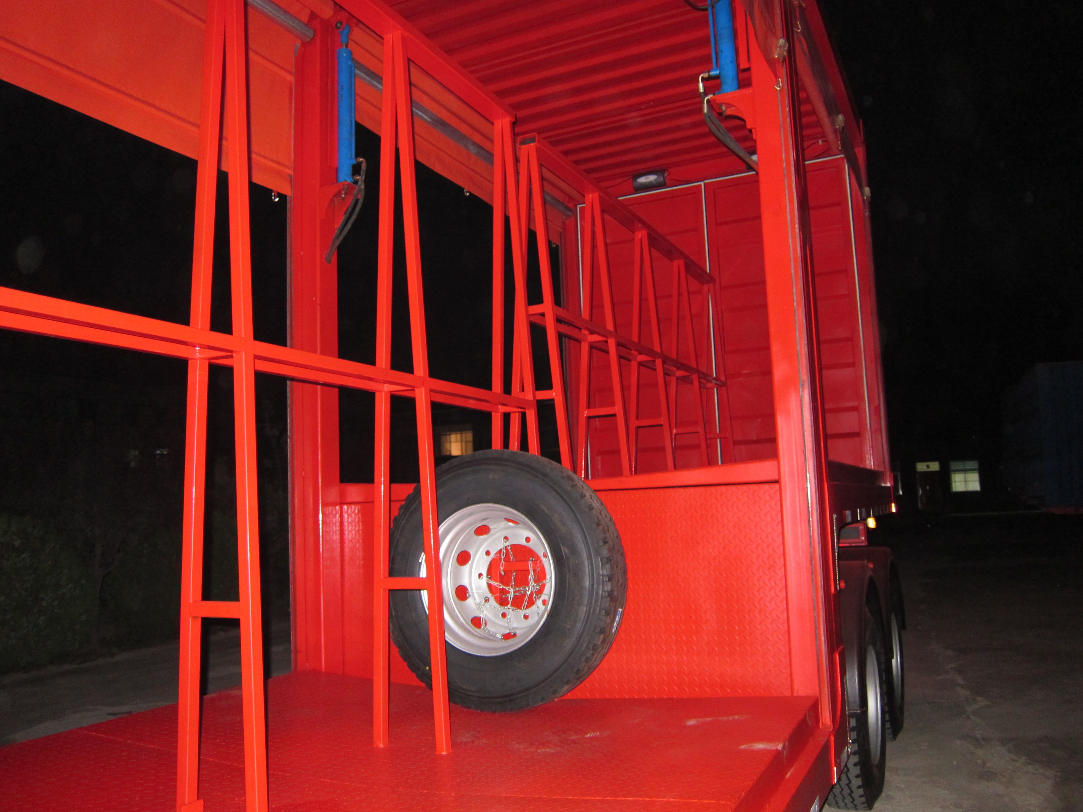 NDRC Announced Enterprise 40 Tons Curtain Semi Trailer with Dual Line Braking System