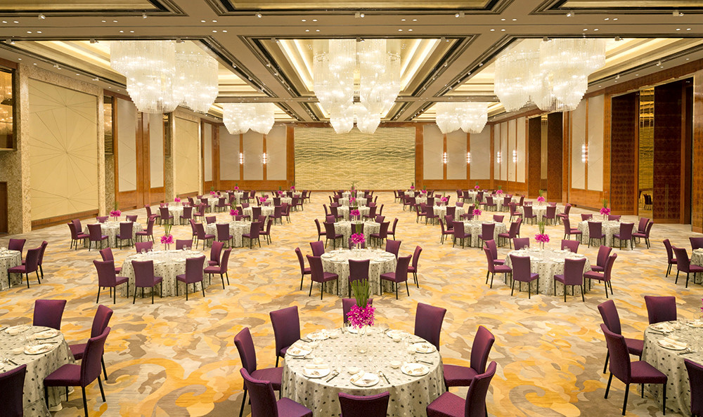 Durable Metal Banquet Chair With Steel Frame For Hotel Living Room