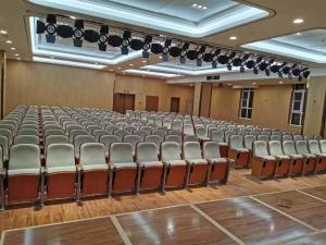 Quality Modern Movie Theater Seating Fabric Arm Chair Grandstand With Plastic Cup Holder wholesale