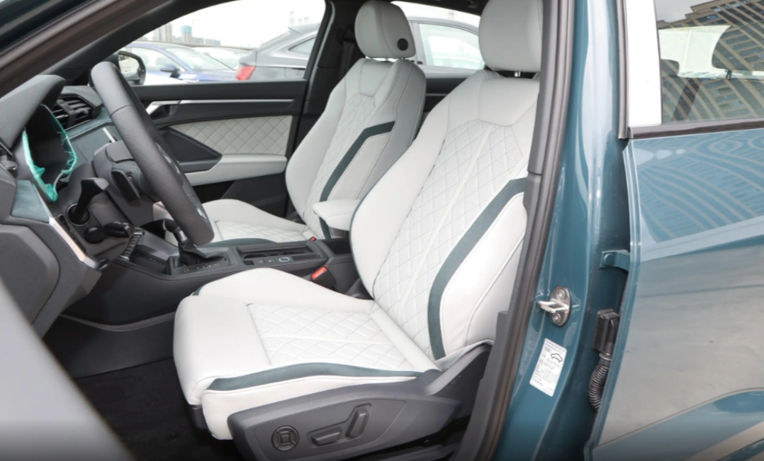 2024 Latest Launch Au-di FAW Volk-swagen Q3 Sportback Fashion Compact SUV with Electric Driver's Seat Adjustment and AWD