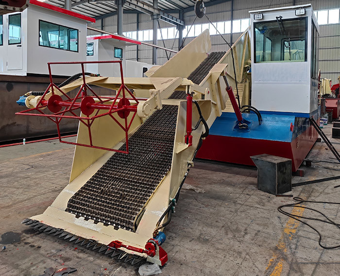 4 Cubic Capacity Of Eco Harvester For River Waterweed Reed Harvester