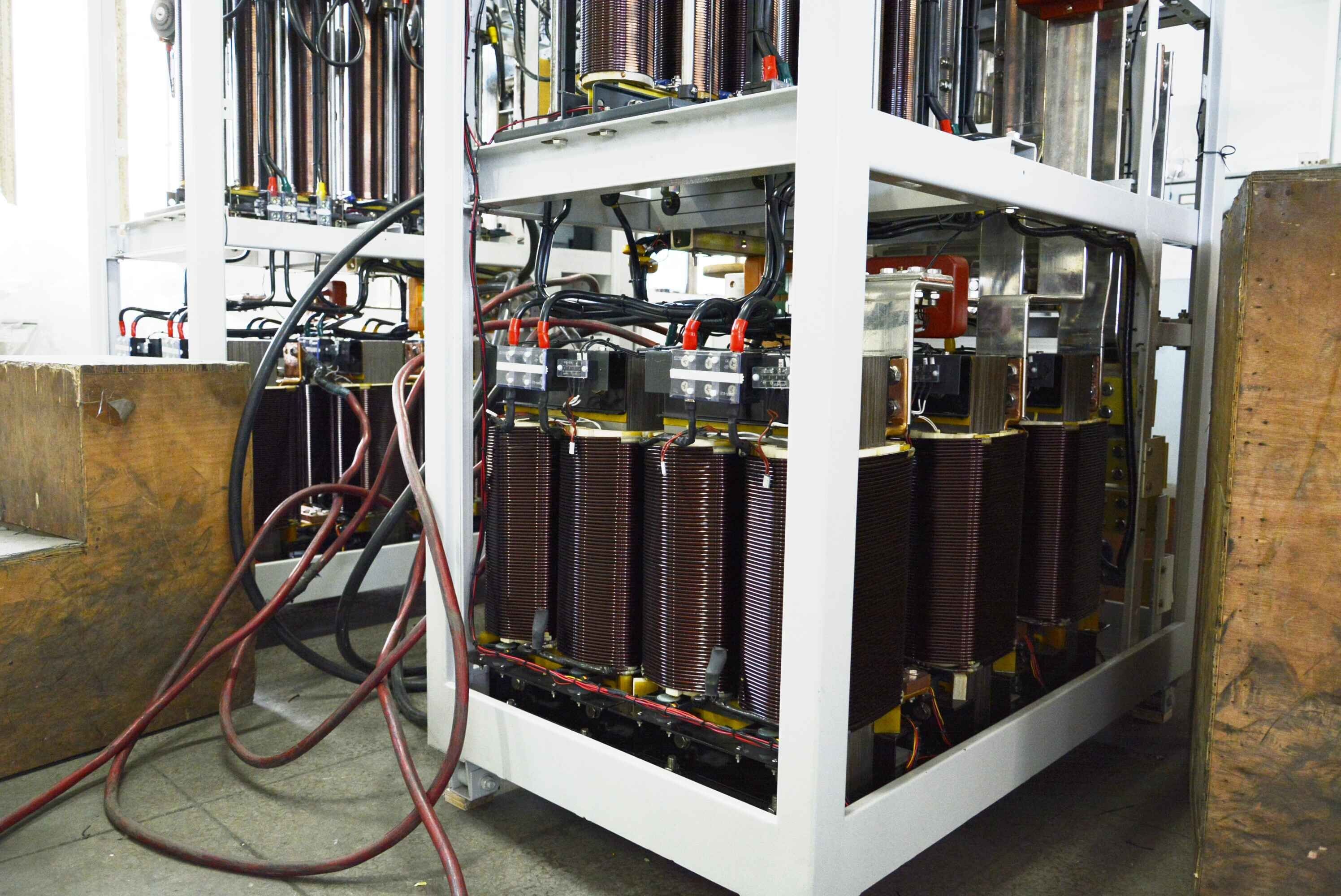 Low Voltage 45 KVA SBW / DBW AC Power Stabilizer With Short - Circuit Protection