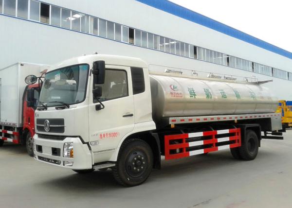 Dongfeng 10CBM Milk Tanker Truck , 10 Tons 4000 Gallons Milk Transportation