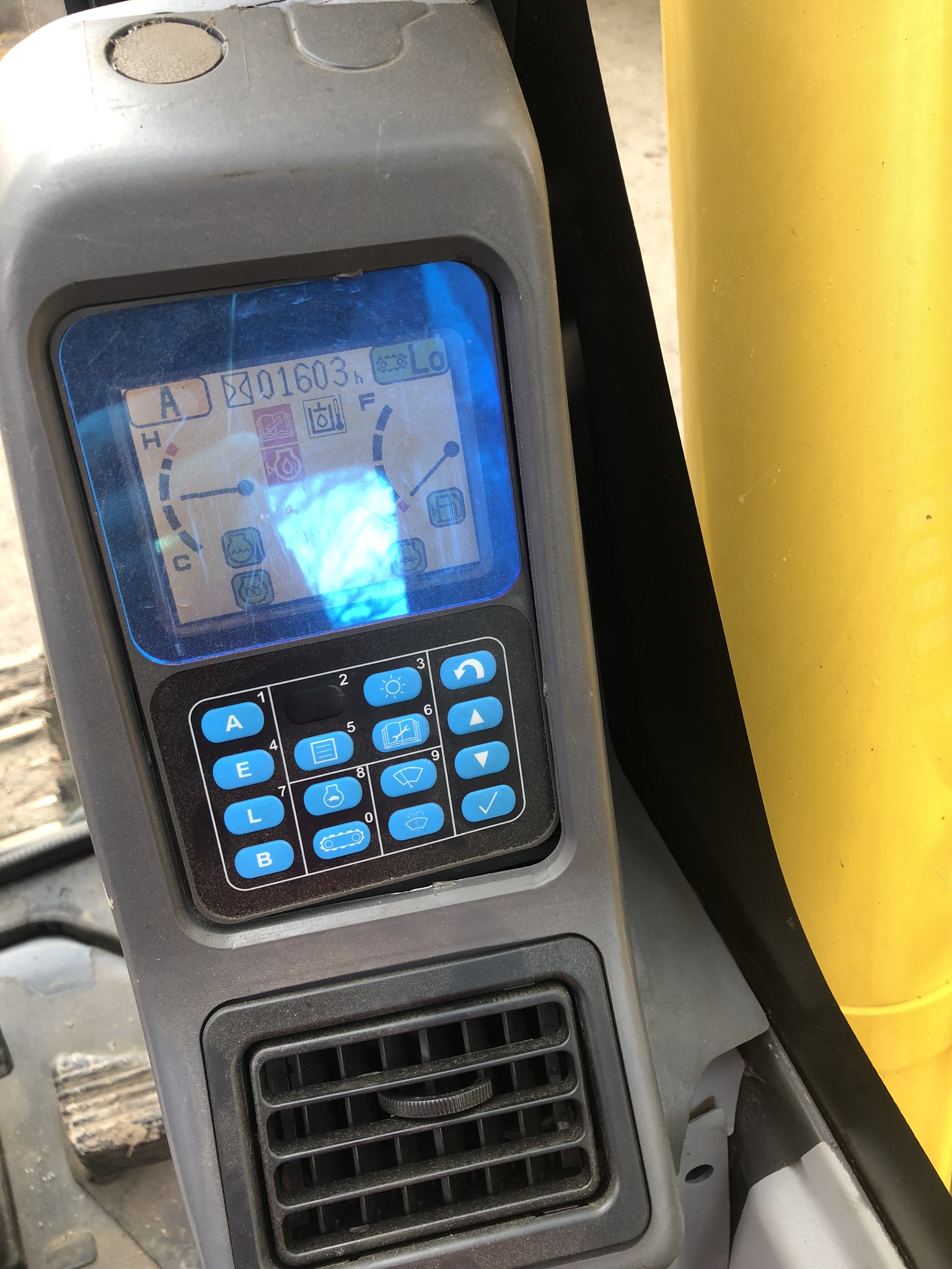 2018-2021 Used komatsu pc200-8 Excavator Used komatsu Pc200-8 other construction machinery Excavator