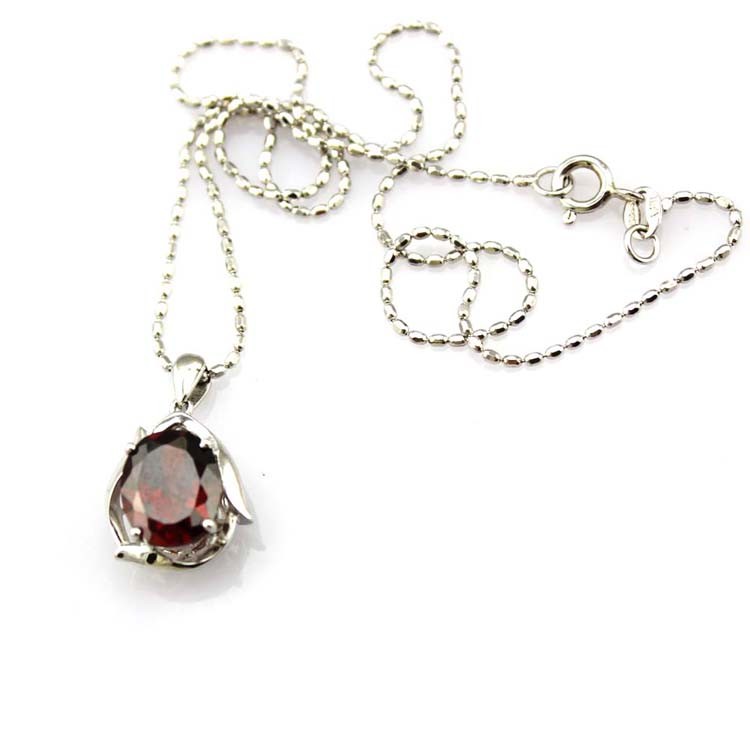 925 Silver Jewelry 9x11mm Oval Cubic Zircon Pendant Necklace (P08)