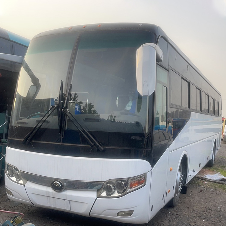 Refurbished 40 Seats Diesel Engine Used Coach Bus Suitable for Long Distance Travel